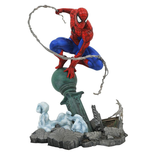 Marvel Gallery Statuette Spider-Man Lamppost 25 cm
