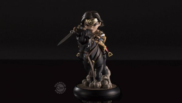 DC COMICS - Figurine Wonder Woman Q-Fig MAX 15 cm – Image 2