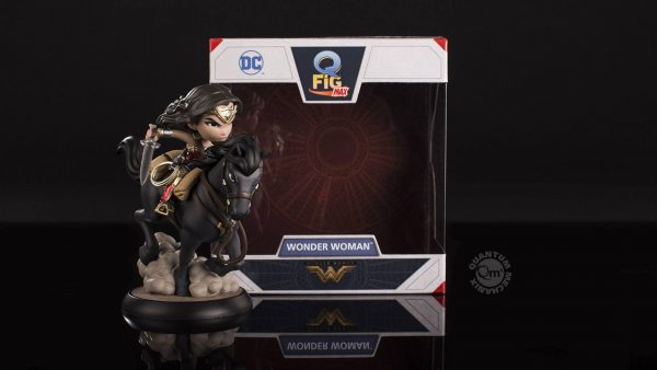 DC COMICS - Figurine Wonder Woman Q-Fig MAX 15 cm – Image 8