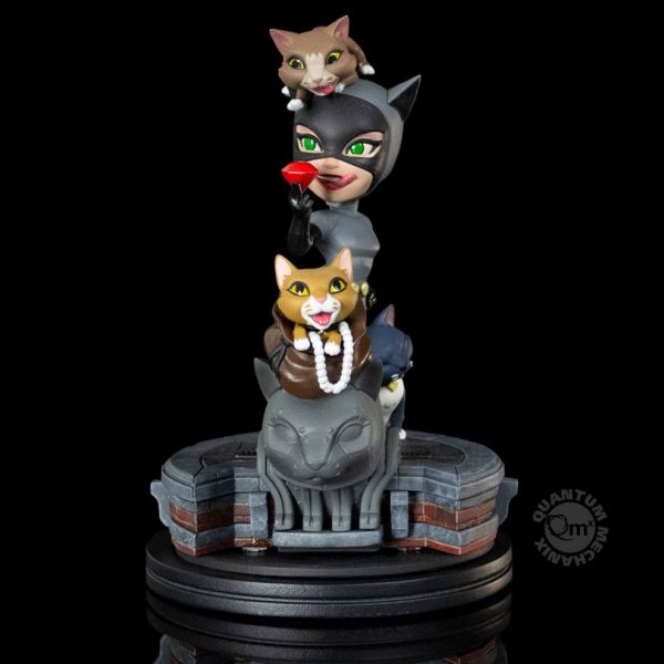 DC COMICS - Figurine Catwoman Q-Fig Elite 12 cm – Image 2