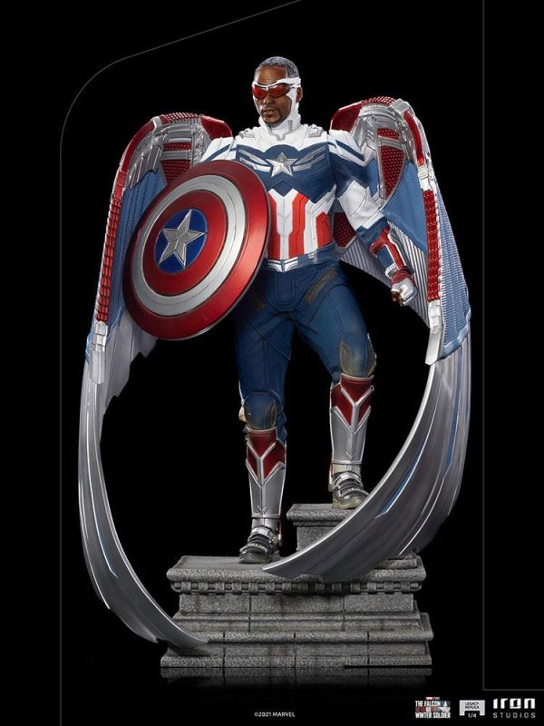 MARVEL - Statuette 1/4 Captain America (Sam Wilson) Legacy Replica – Image 6