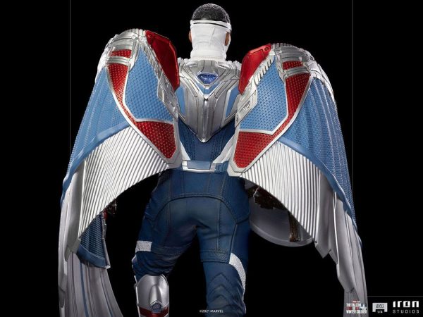 MARVEL - Statuette 1/4 Captain America (Sam Wilson) Legacy Replica – Image 17