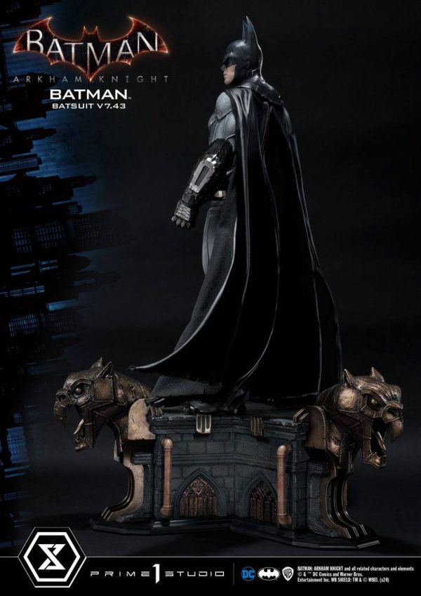 DC COMICS - Statuette Batman Arkham Knight 1/3 Batsuit v7.43 86 cm – Image 4
