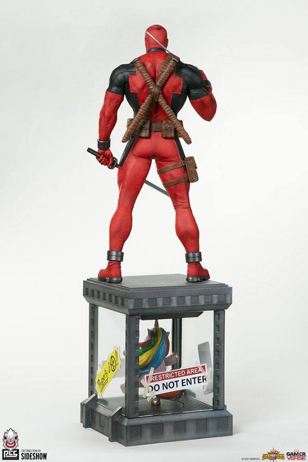 MARVEL - Statuette Deadpool 1/3 Contest of Champions 96 cm – Image 6