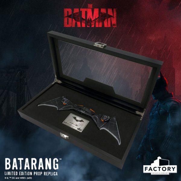 DC COMICS - Réplique 1/1 Batarang The Batman 36 cm – Image 2
