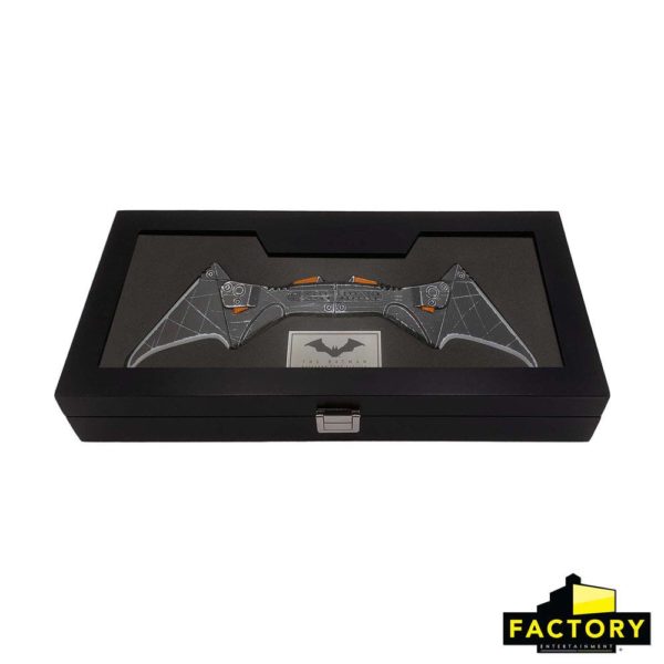 DC COMICS - Réplique 1/1 Batarang The Batman 36 cm – Image 7