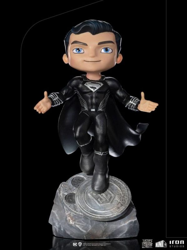 DC COMICS - Figurine Mini Co Deluxe Superman Black Suit (Zack Snyder's Justice League) 18 cm – Image 2