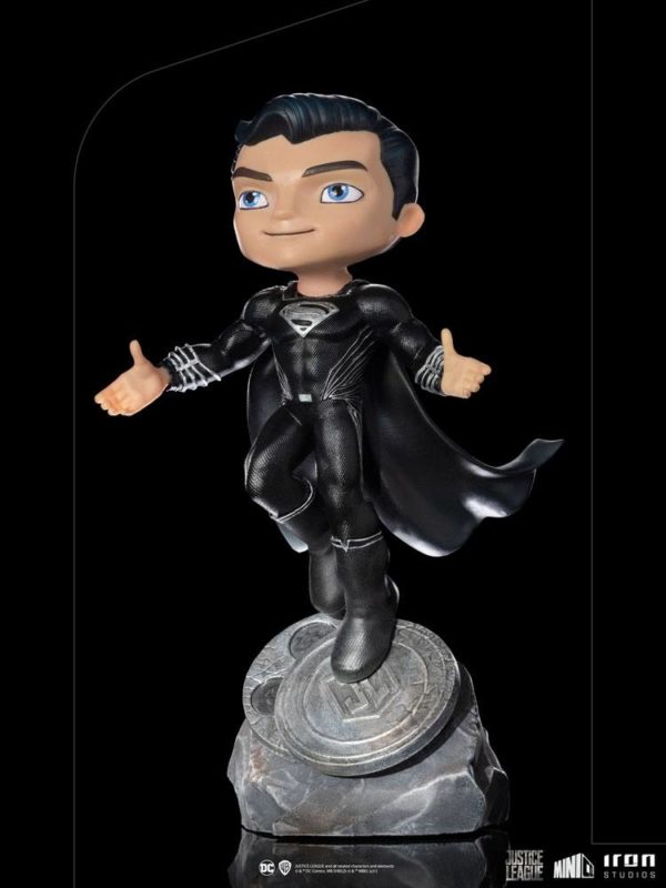 DC COMICS - Figurine Mini Co Deluxe Superman Black Suit (Zack Snyder's Justice League) 18 cm – Image 3