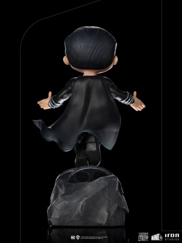 DC COMICS - Figurine Mini Co Deluxe Superman Black Suit (Zack Snyder's Justice League) 18 cm – Image 5