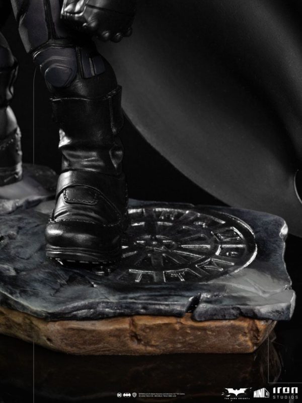 DC COMICS - Figurine Mini Co Batman The Dark Knight 16 cm – Image 9