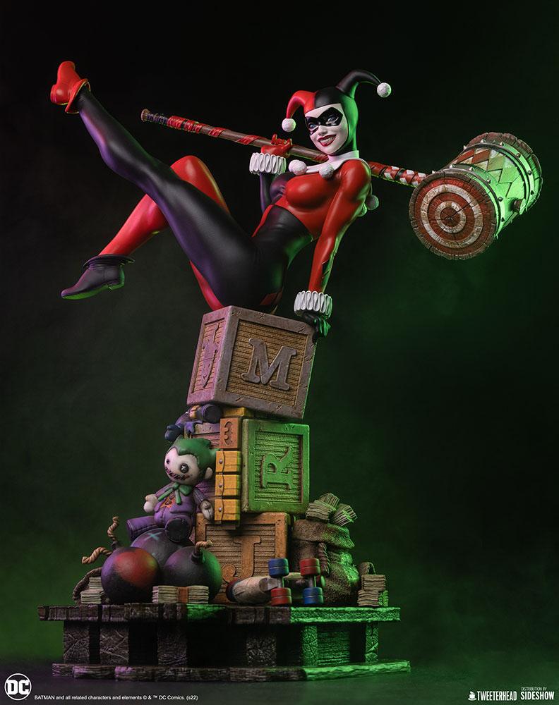DC COMICS - Statuette 1/6 Harley Quinn 41 cm