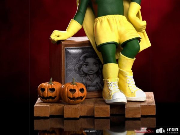 MARVEL - Figurine Vision Mini Co WandaVison (Halloween Version) 19 cm – Image 3