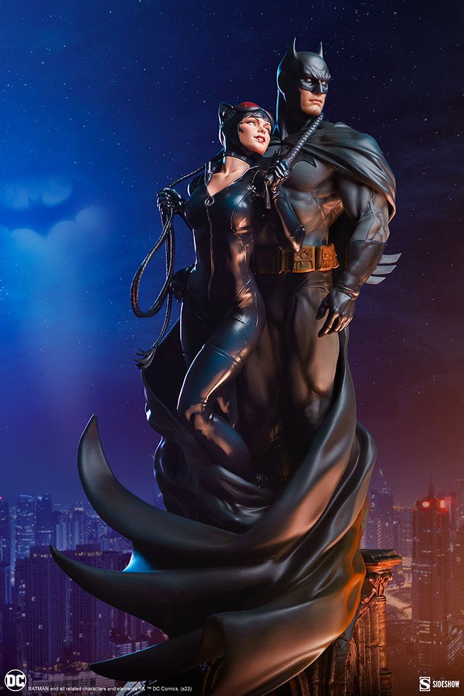 DC COMICS - Diorama Batman & Catwoman 51 cm