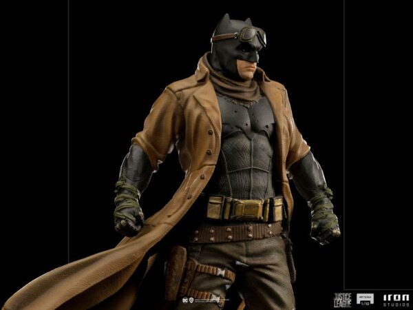 DC COMICS - Statuette Art Scale 1/10 Batman Knightmare Zack Snyder's Justice League 22 cm – Image 3