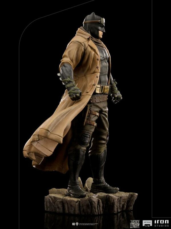 DC COMICS - Statuette Art Scale 1/10 Batman Knightmare Zack Snyder's Justice League 22 cm – Image 7
