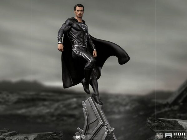 DC COMICS - Statuette Art Scale 1/10 Superman Black Suit Zack Snyder's Justice League 30 cm – Image 12