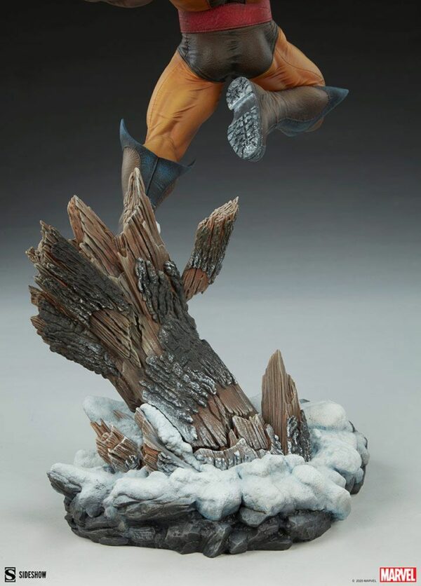 MARVEL - Statuette Wolverine Premium Format (Alternative Costume) 52 cm – Image 11