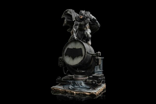 DC COMICS - Statuette Art Scale 1/10 Batman Zack Snyder's Justice League Deluxe 28 cm – Image 7