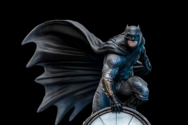 DC COMICS - Statuette Art Scale 1/10 Batman Zack Snyder's Justice League Deluxe 28 cm – Image 10