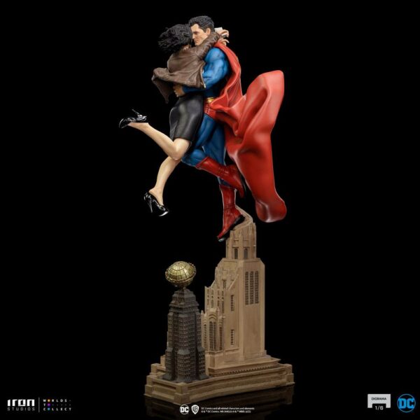 DC COMICS - Diorama 1/6 Superman & Lois Lane 57 cm – Image 5