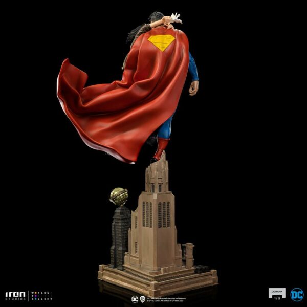 DC COMICS - Diorama 1/6 Superman & Lois Lane 57 cm – Image 6
