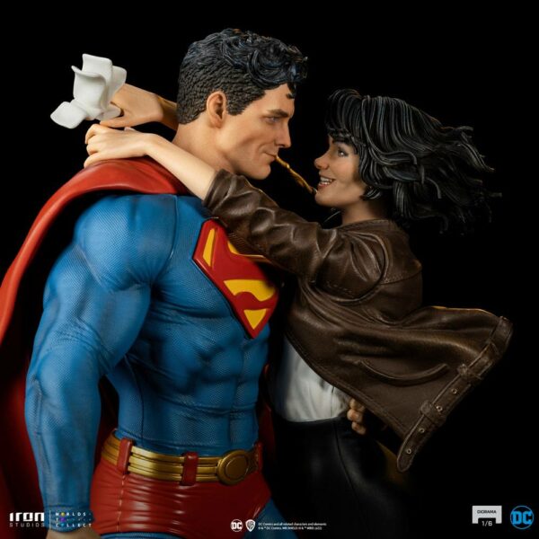 DC COMICS - Diorama 1/6 Superman & Lois Lane 57 cm – Image 10