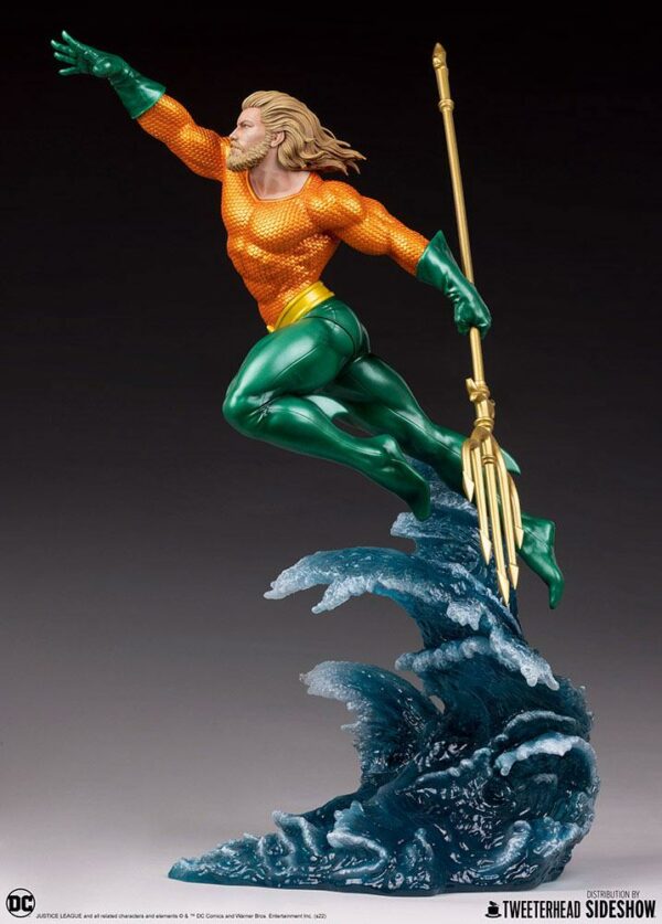 DC COMICS - Statuette Aquaman Classic 51 cm – Image 8