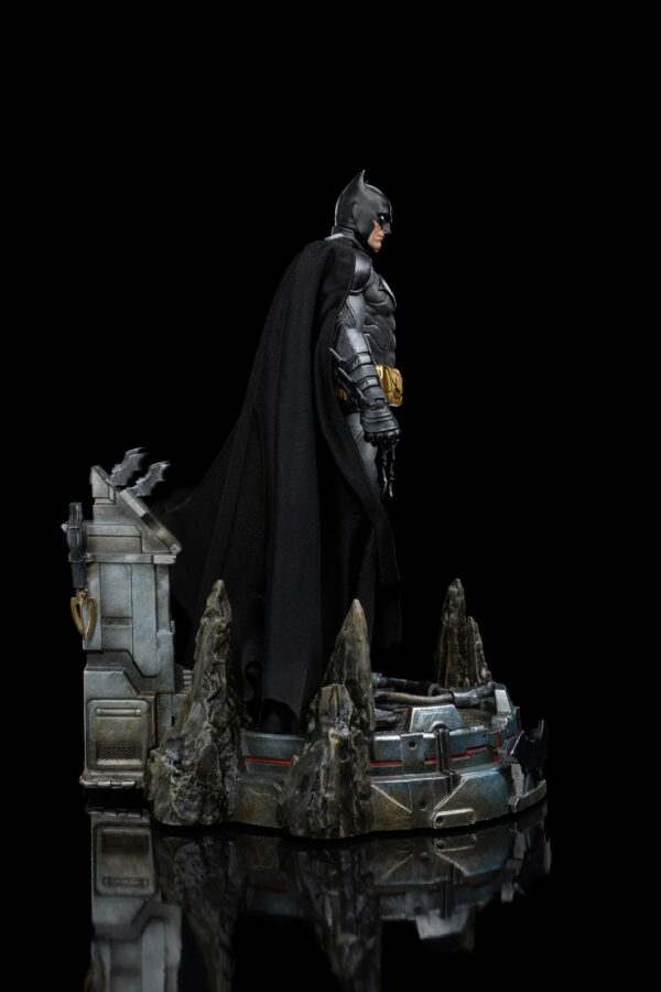 DC COMICS - Statuette BDS Art Scale Deluxe 1/10 Batman Unleashed 24 cm – Image 5
