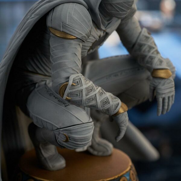 Marvel Gallery Statuette Moon Knight 25 cm – Image 9