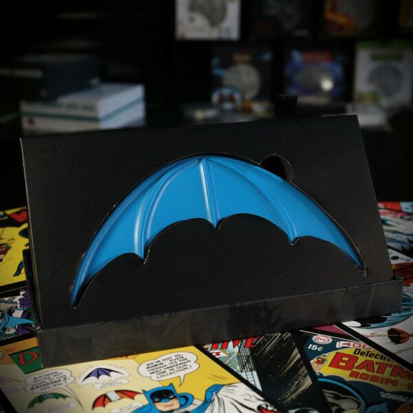 DC COMICS - Batarang Vintage Batman Edition Limitée 18 cm – Image 5