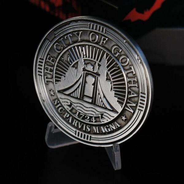 DC COMICS - Médaillon Gotham City (The Batman) Édition Limitée – Image 10