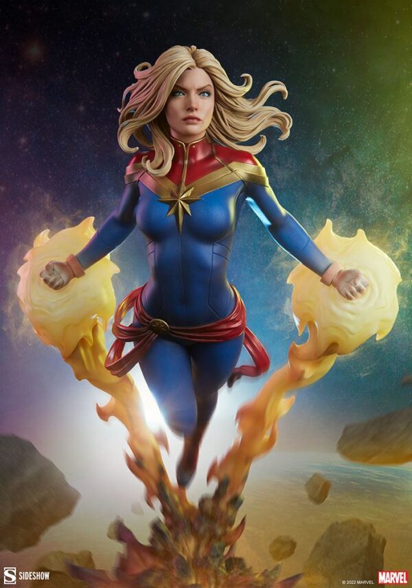 MARVEL - Statuette Premium Format Captain Marvel 60 cm – Image 2