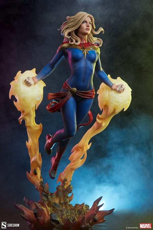 MARVEL - Statuette Premium Format Captain Marvel 60 cm – Image 4