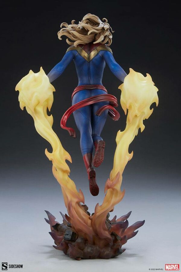 MARVEL - Statuette Premium Format Captain Marvel 60 cm – Image 7
