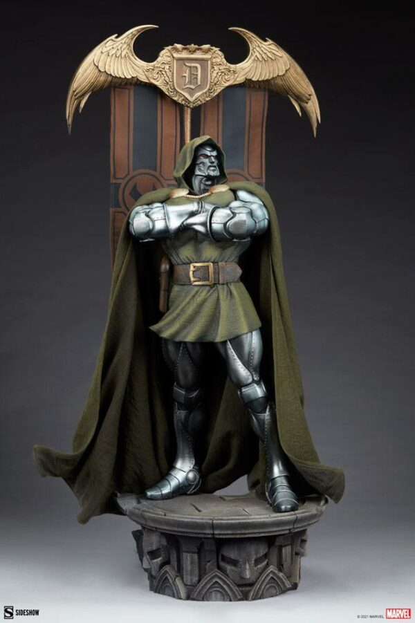 MARVEL - Statuette Doctor Doom 69 cm – Image 9