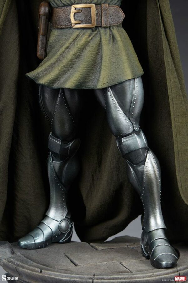 MARVEL - Statuette Doctor Doom 69 cm – Image 17