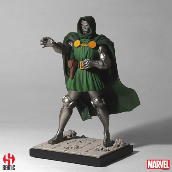 MARVEL - Statuette 1/8 Dr. Doom Legacy Collection 26 cm – Image 4