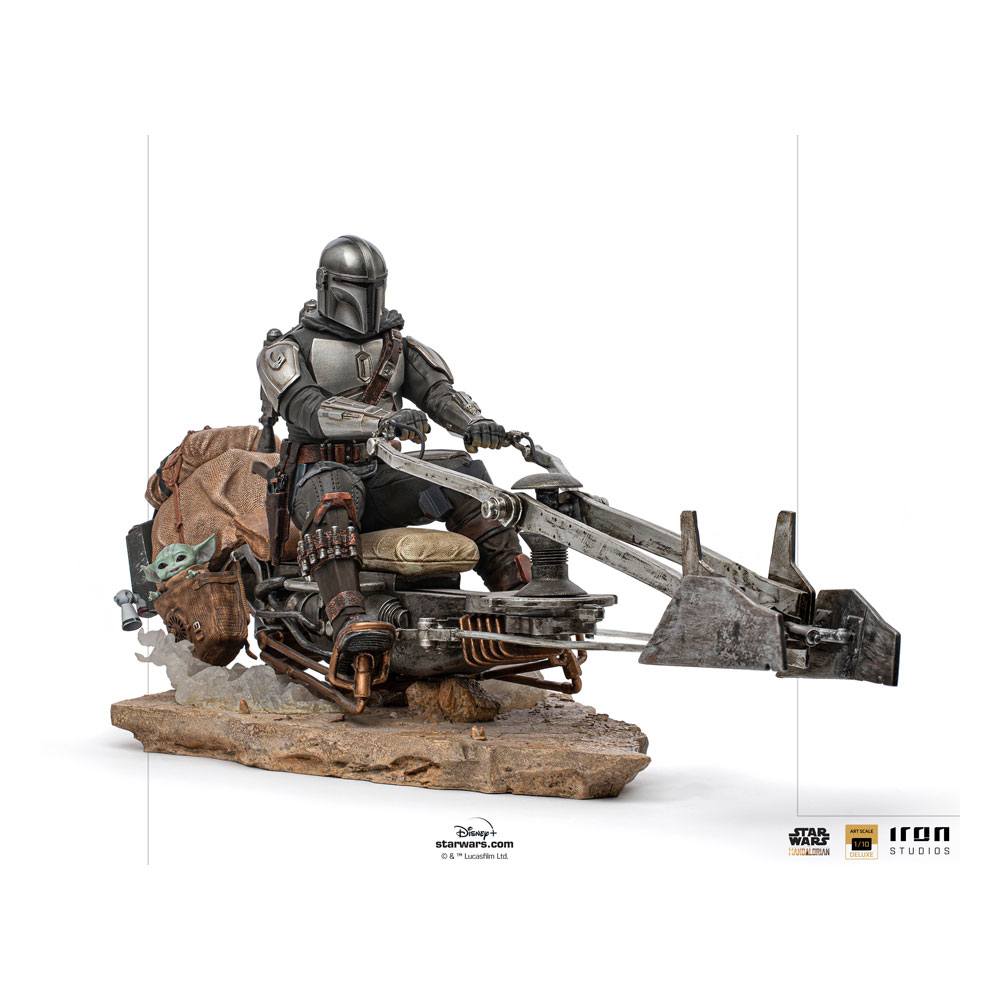 STAR WARS - Statuette 1/10 Deluxe Art Scale Mandalorian on Speederbike 18 cm