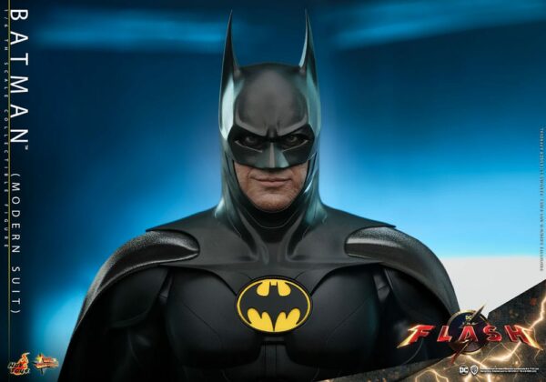 DC COMICS - Figurine Movie Masterpiece 1/6 Batman Modern Suit (The Flash) 30 cm – Image 4