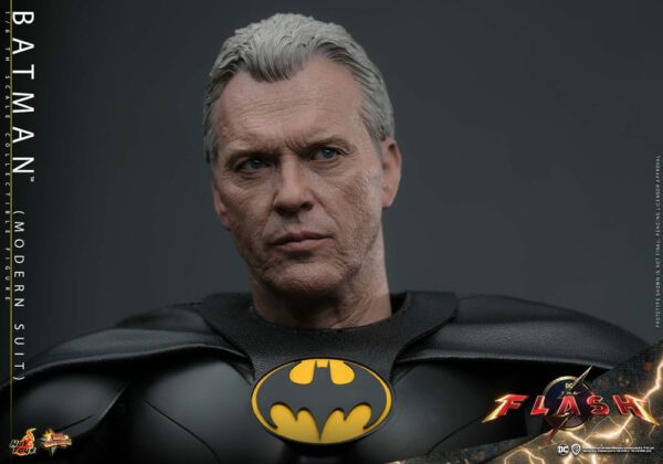 DC COMICS - Figurine Movie Masterpiece 1/6 Batman Modern Suit (The Flash) 30 cm – Image 6