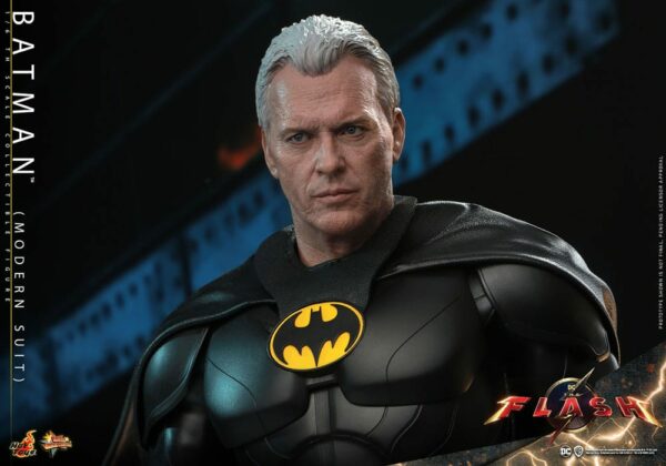 DC COMICS - Figurine Movie Masterpiece 1/6 Batman Modern Suit (The Flash) 30 cm – Image 8
