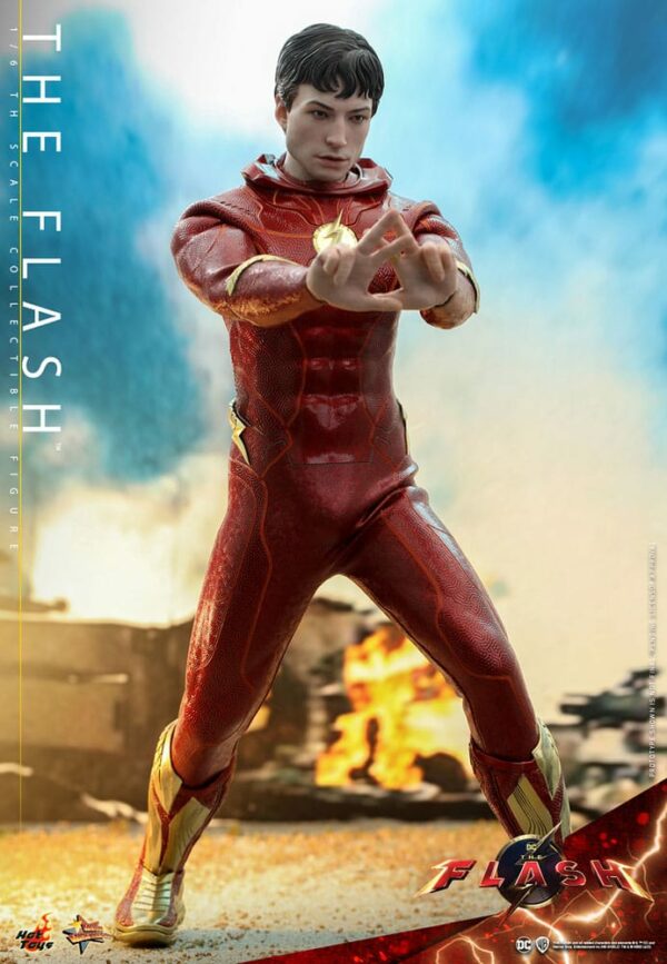 DC COMICS – Figurine Movie Masterpiece 1/6 The Flash 30 cm – Image 4