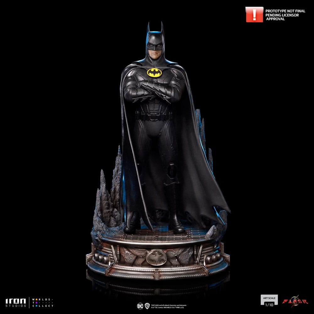 DC COMICS – Statuette Art Scale 1/10 Batman (The Flash) 23 cm