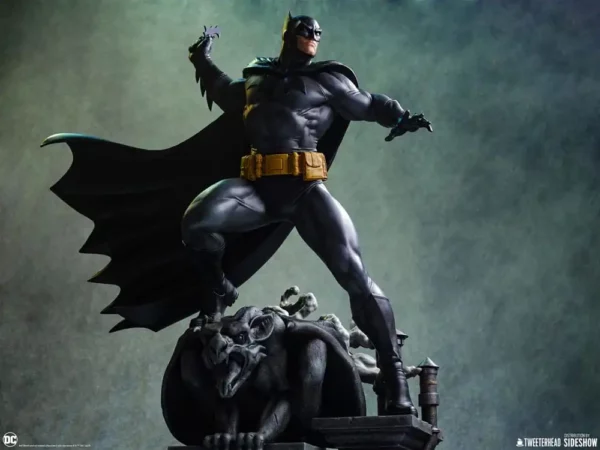 DC COMICS - Statuette 1/6 Batman (Black and Gray Edition) 50 cm – Image 9