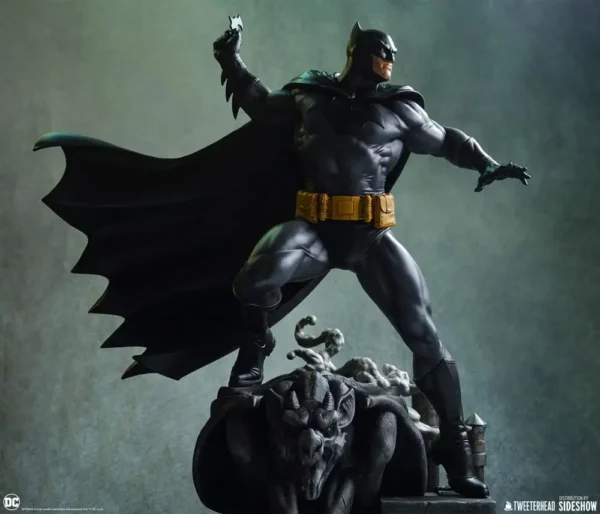 DC COMICS - Statuette 1/6 Batman (Black and Gray Edition) 50 cm – Image 10