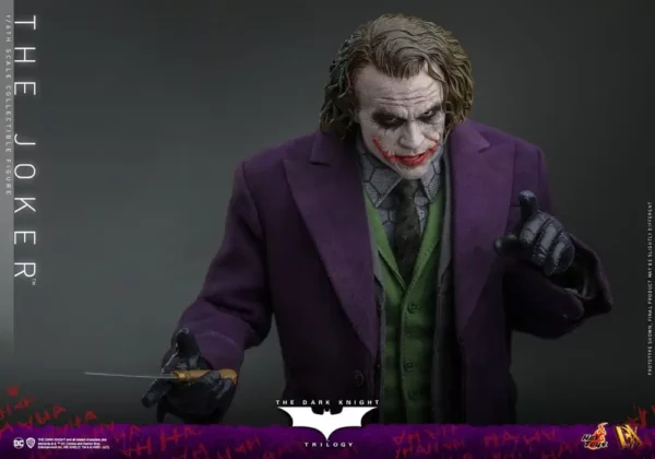 DC COMICS - Figurine DX 1/6 The Joker (The Dark Knight) 31 cm – Image 14