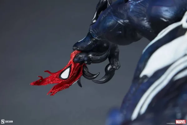 MARVEL - Statuette Premium Format Venom 59 cm – Image 17