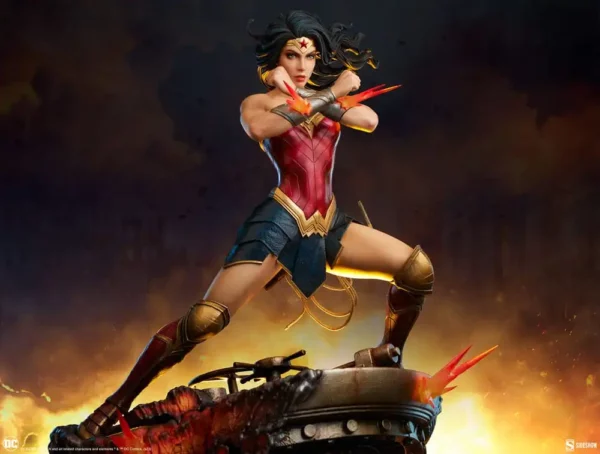 DC COMICS - Statuette Premium Format Wonder Woman: Saving the Day 50 cm – Image 4