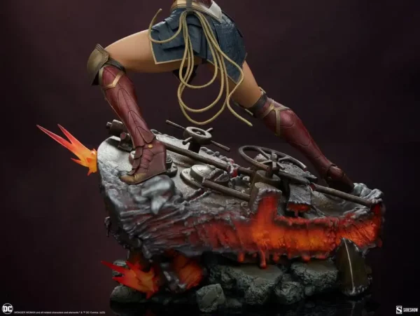 DC COMICS - Statuette Premium Format Wonder Woman: Saving the Day 50 cm – Image 16
