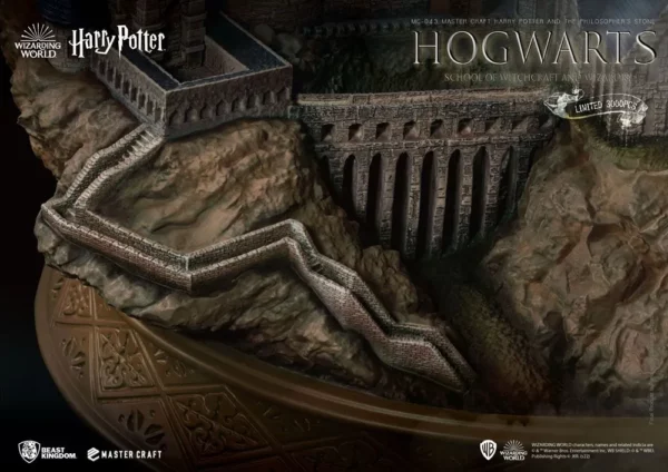 HARRY POTTER - Statuette Master Craft Château de Poudlard – Image 8